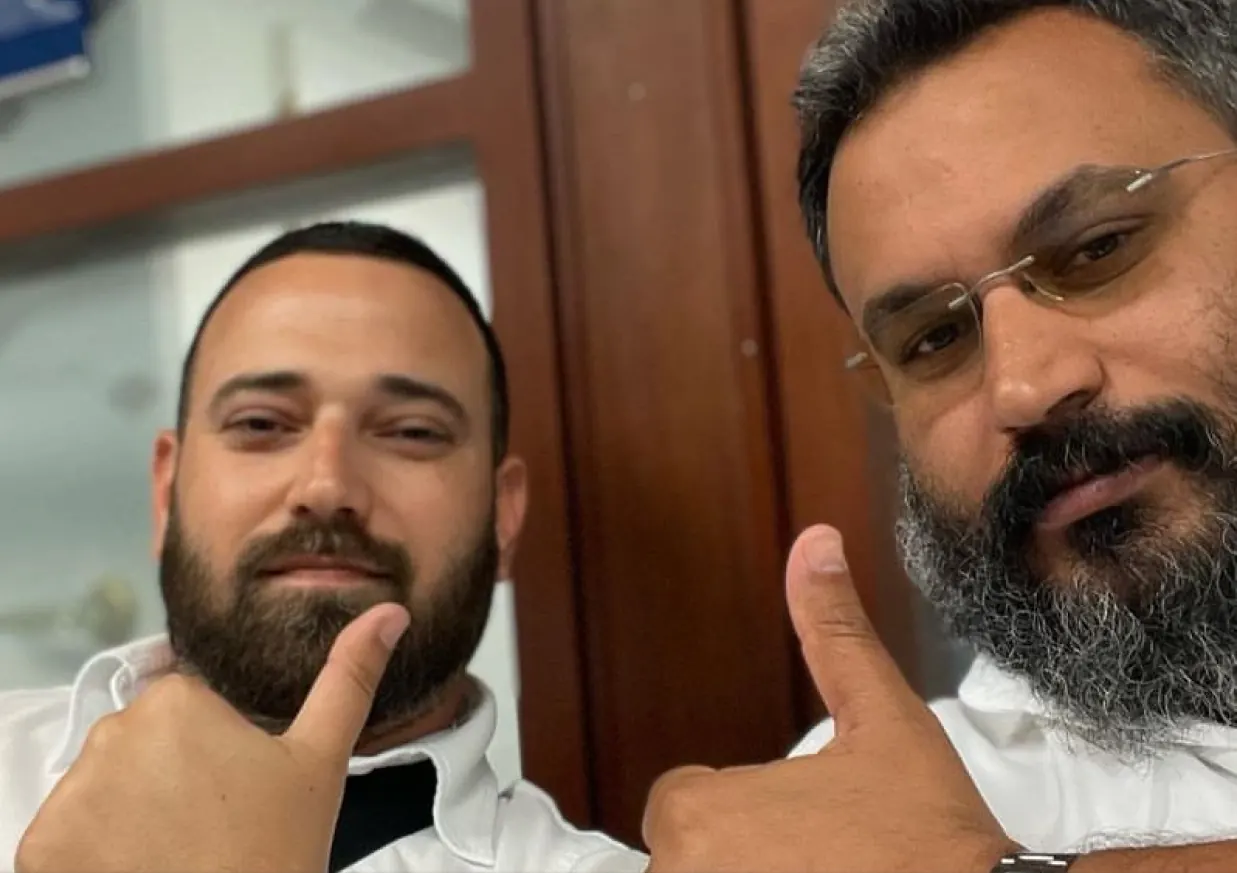 Ziv Tamir with a client